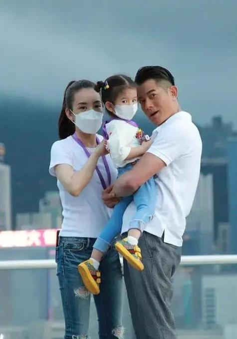2025澳门天天开好彩大全2023:郭富城回应方媛三胎